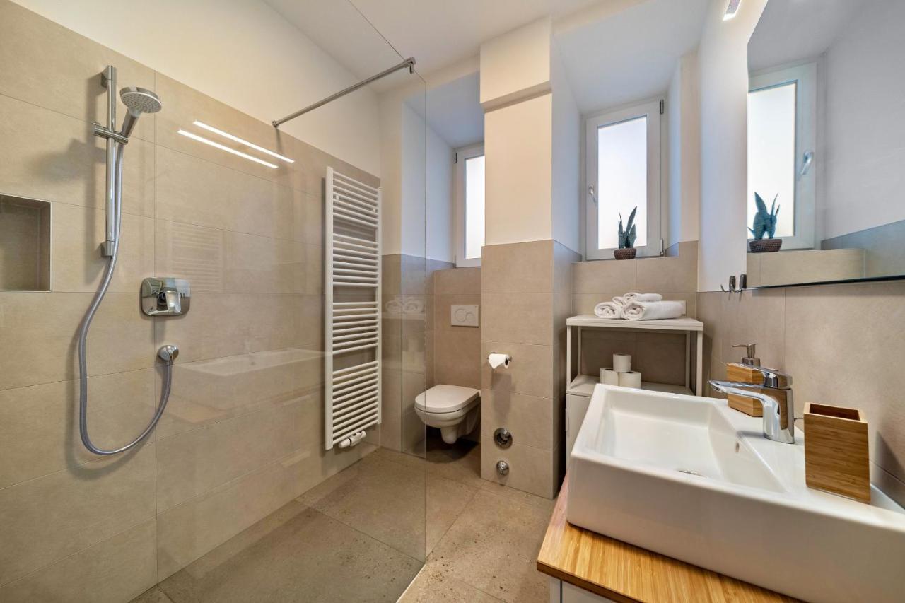 Central Suite Meran מראה חיצוני תמונה